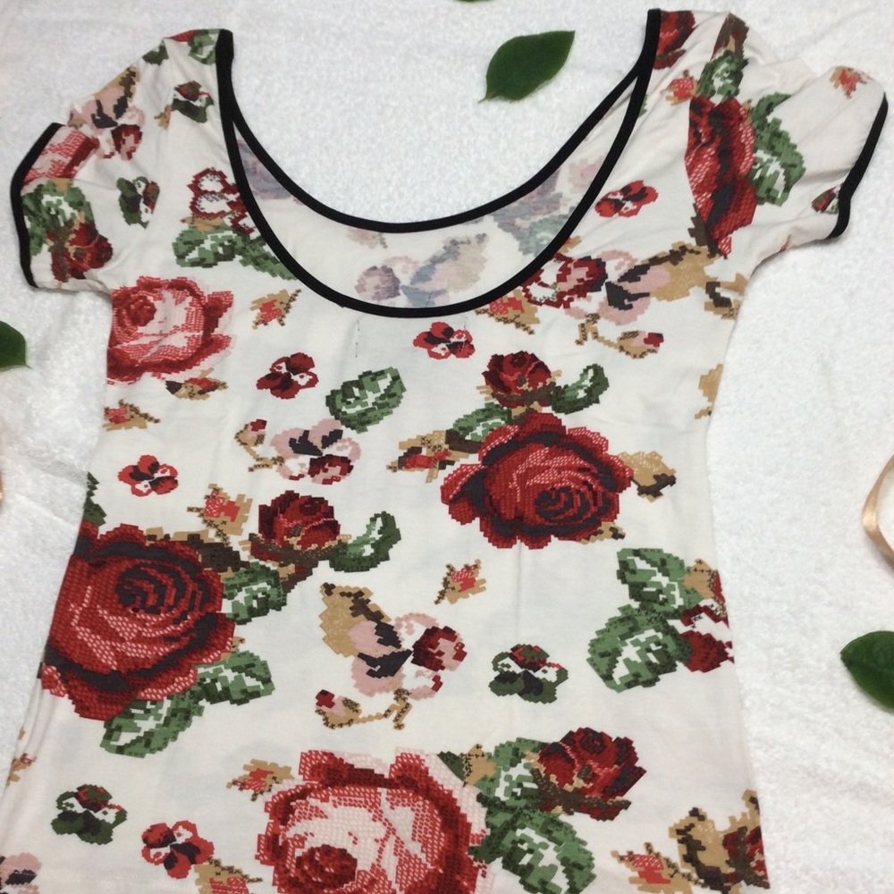 Blouse - Picture 2 of 3